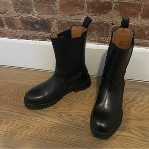& other stories Chelsea style boots
